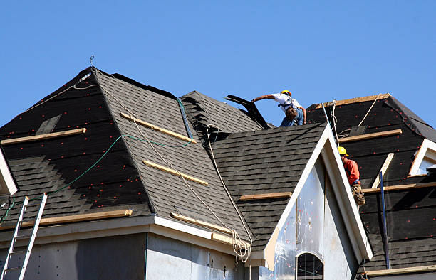 Best Roof Gutter Cleaning  in Marysville, KS